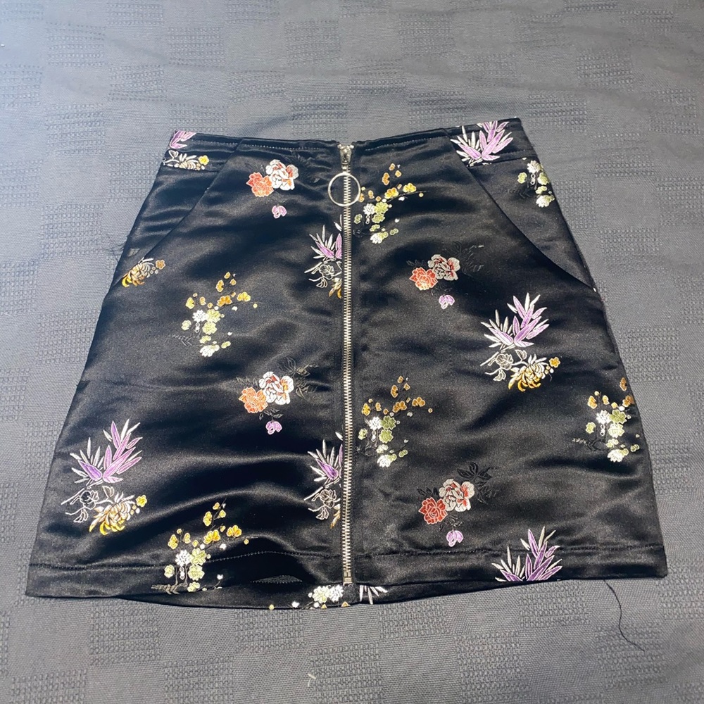 satin flower skirt 🌺
